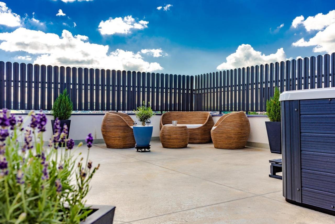 Thome Hoia Jacuzzi Cluj-Napoca Ngoại thất bức ảnh