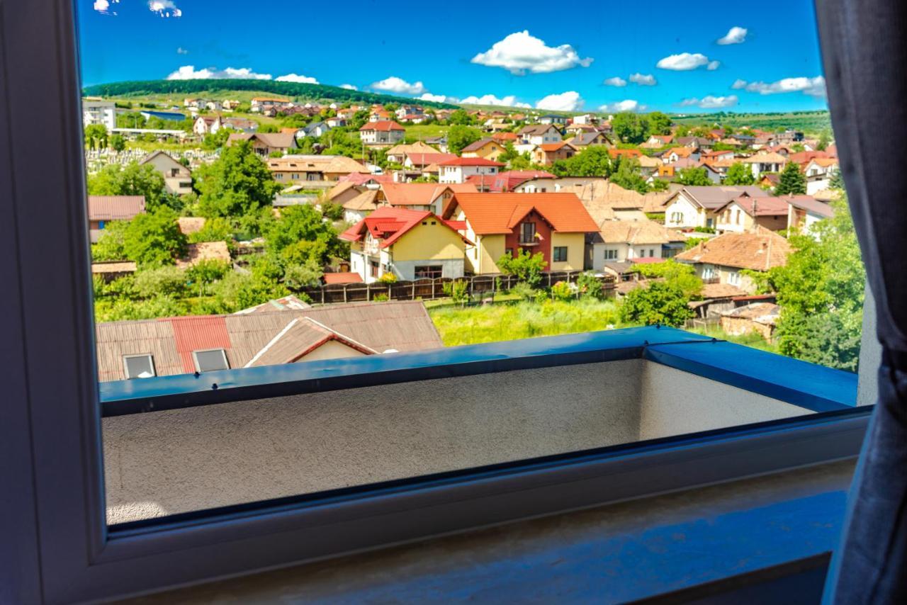 Thome Hoia Jacuzzi Cluj-Napoca Ngoại thất bức ảnh