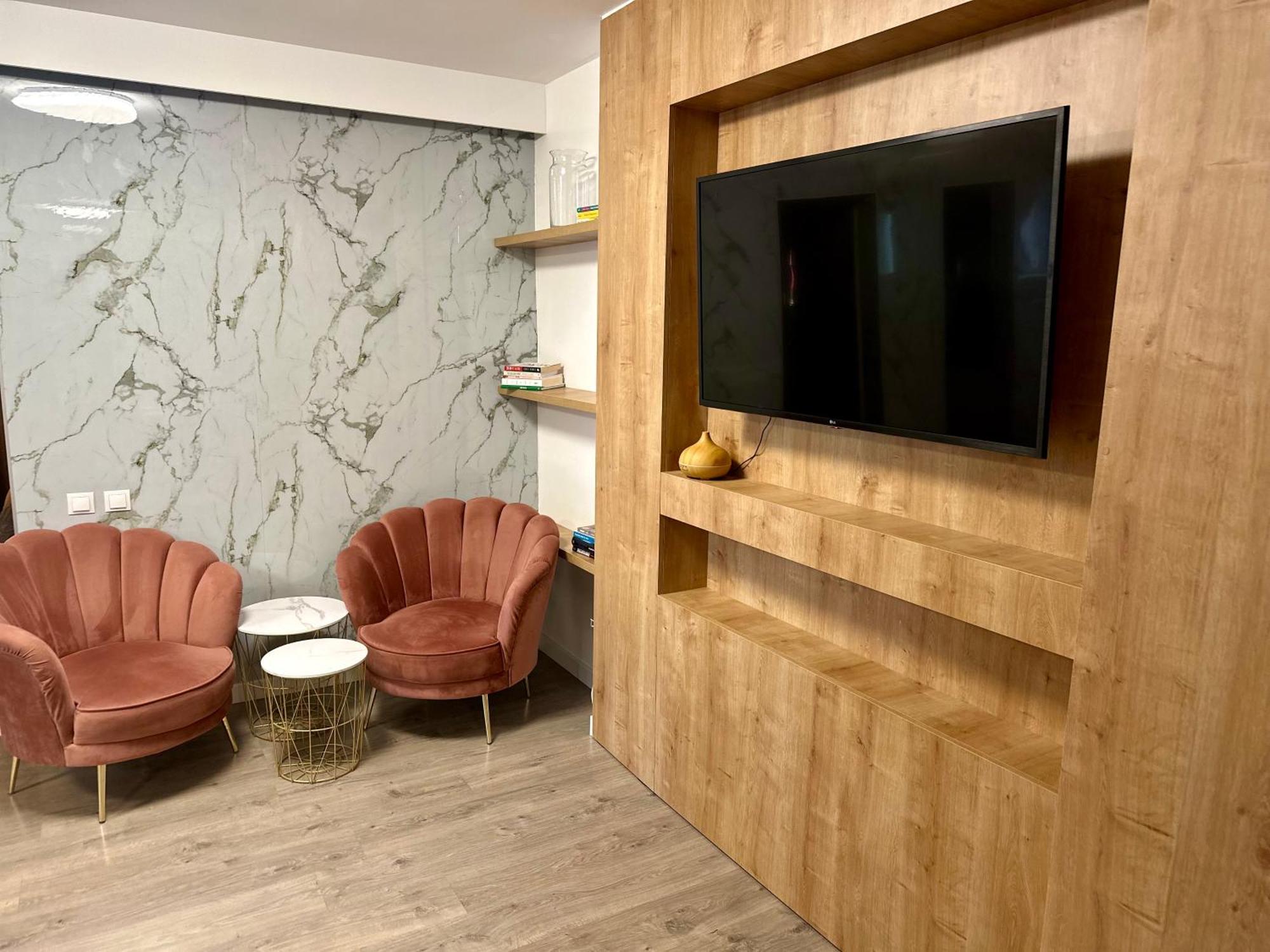 Thome Hoia Jacuzzi Cluj-Napoca Ngoại thất bức ảnh